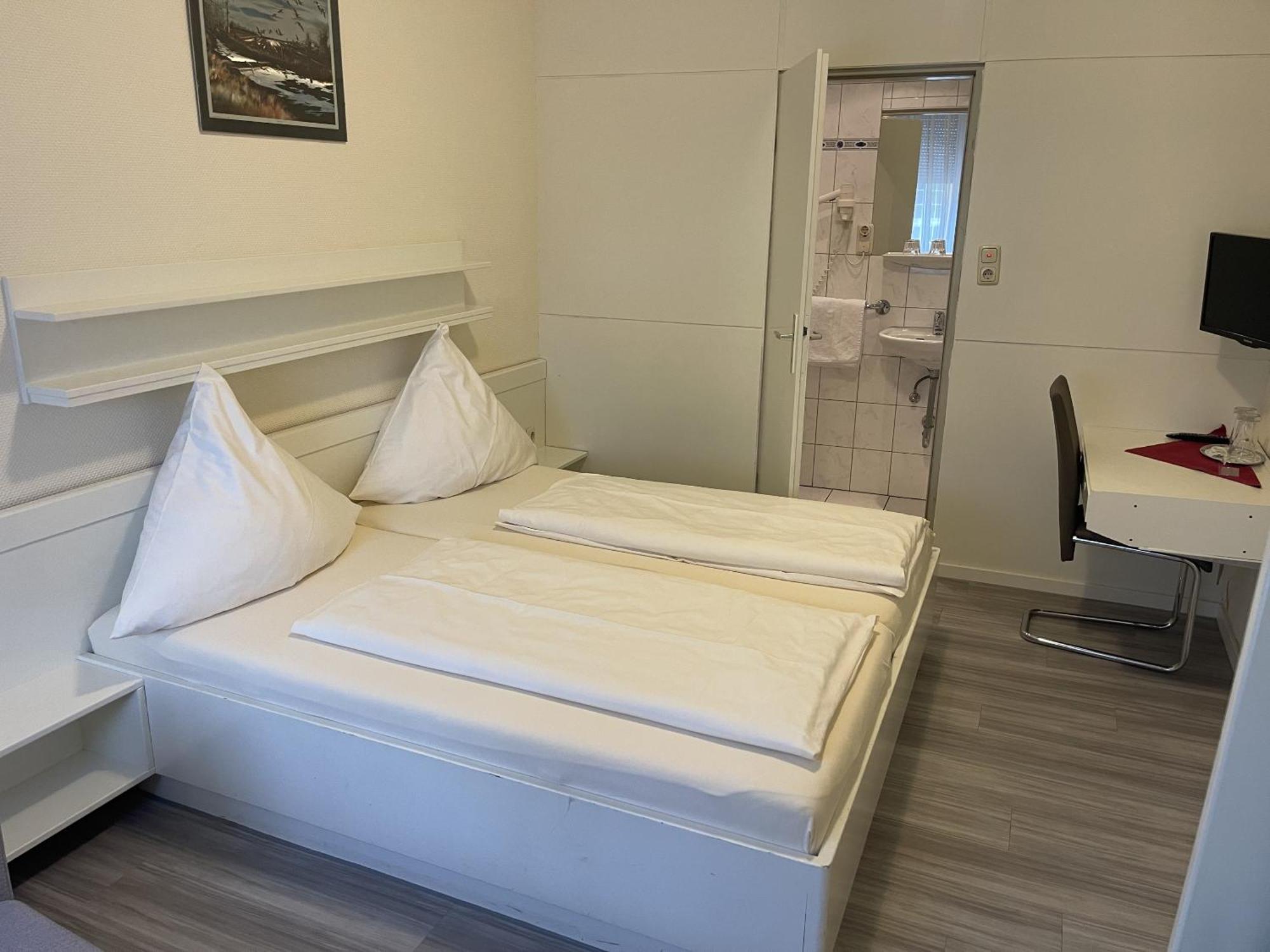 Hotel Koenig Humbert Erlangen Exteriör bild